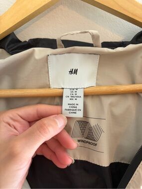 H&M Beige and Black Windproof Jacket